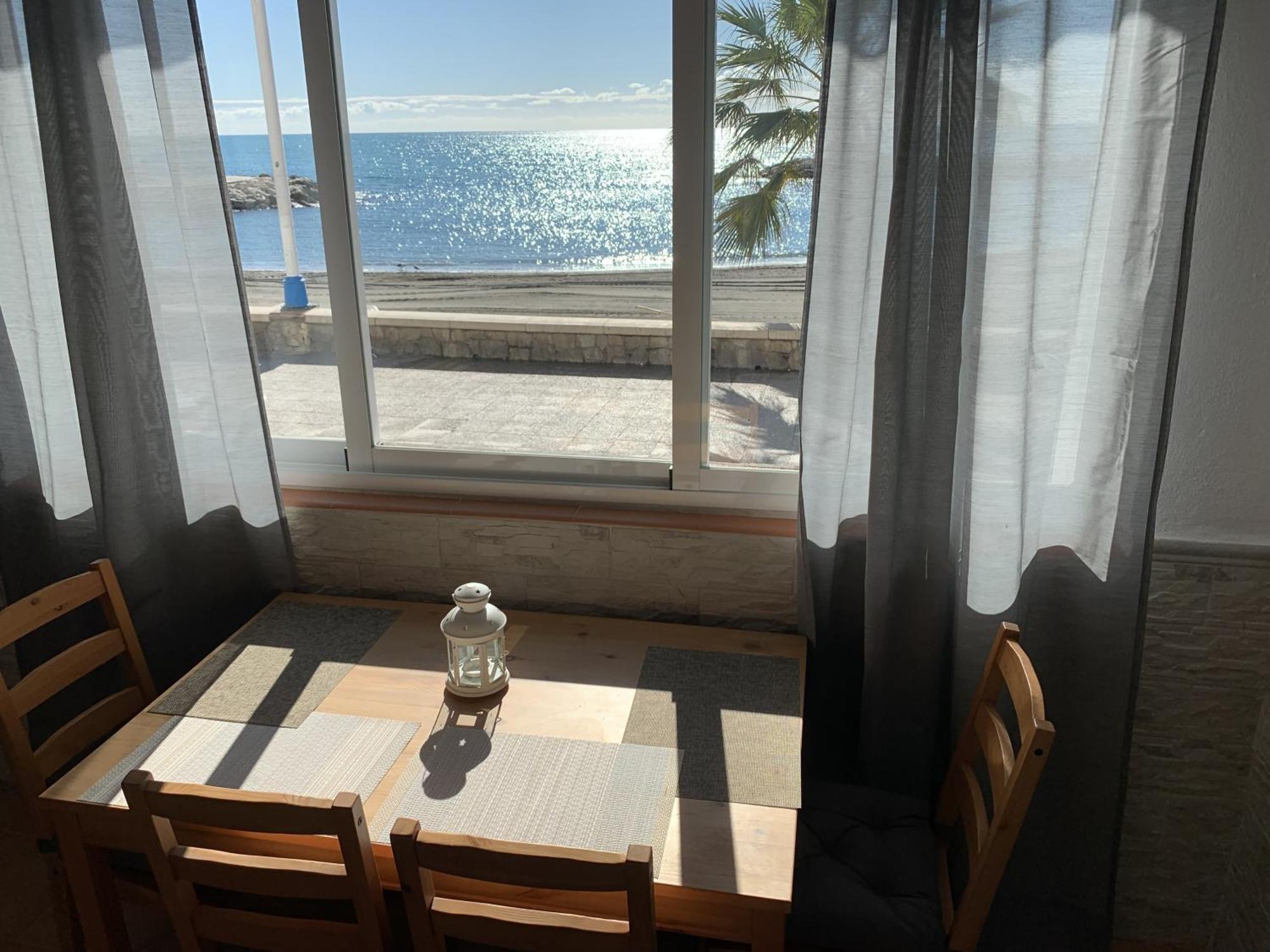 Apartamento Frente Al Mar Pedregalejo Málaga Esterno foto