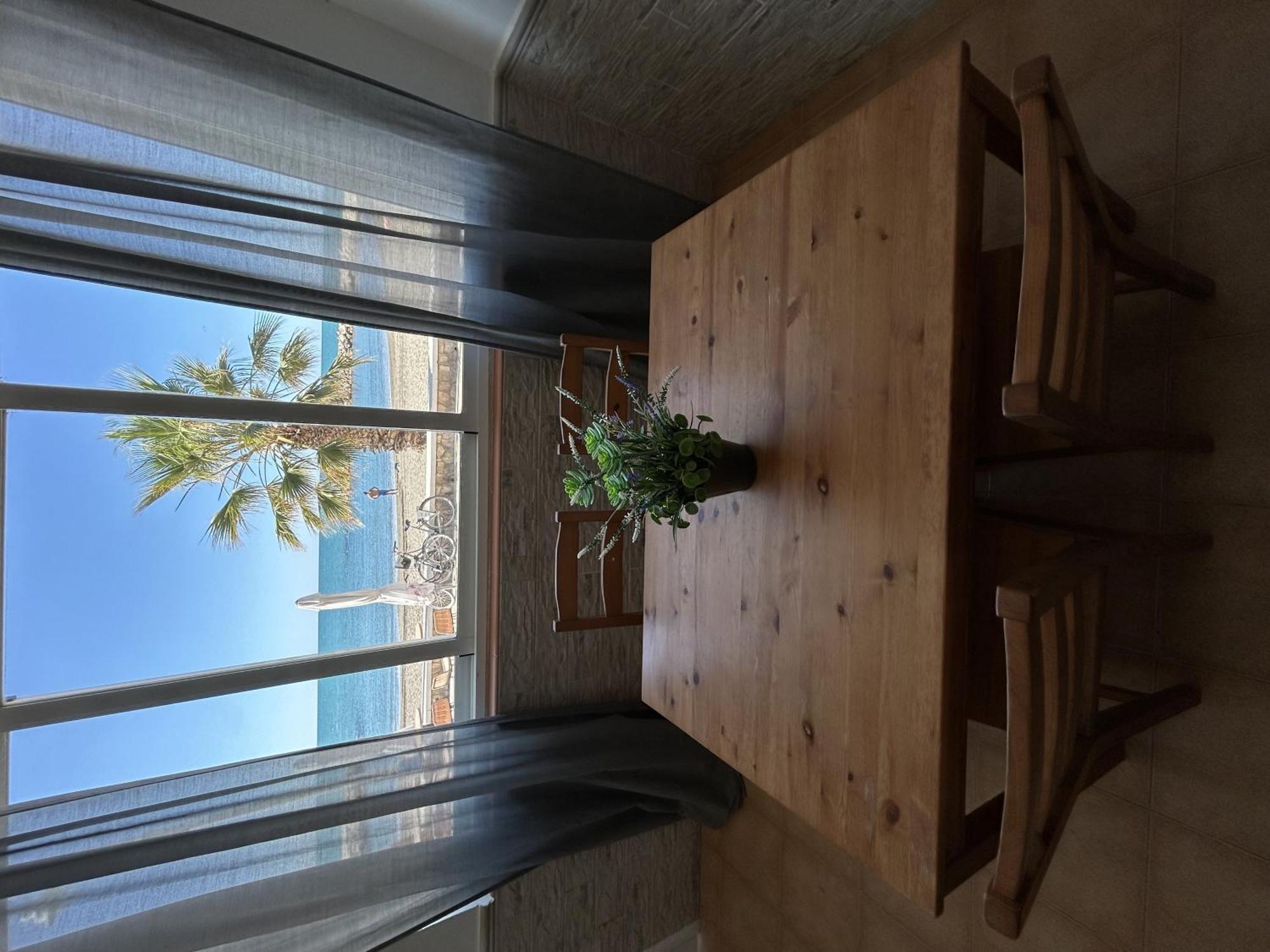 Apartamento Frente Al Mar Pedregalejo Málaga Esterno foto
